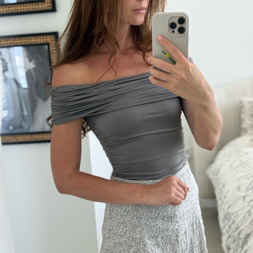 Divided Off-Shoulder Ruched Crop Top in Gray